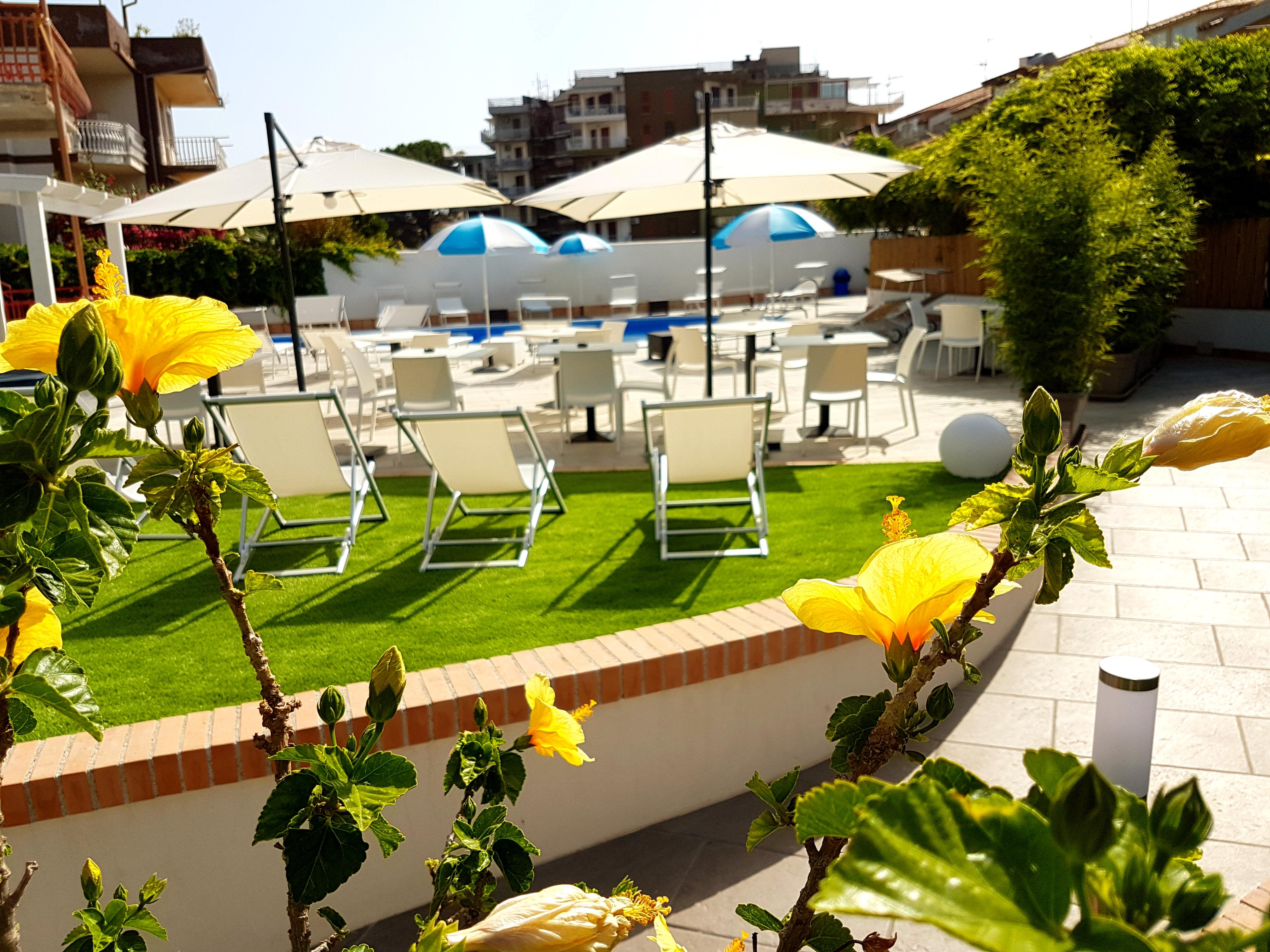 Hotel Alexander Giardini Naxos Exterior photo